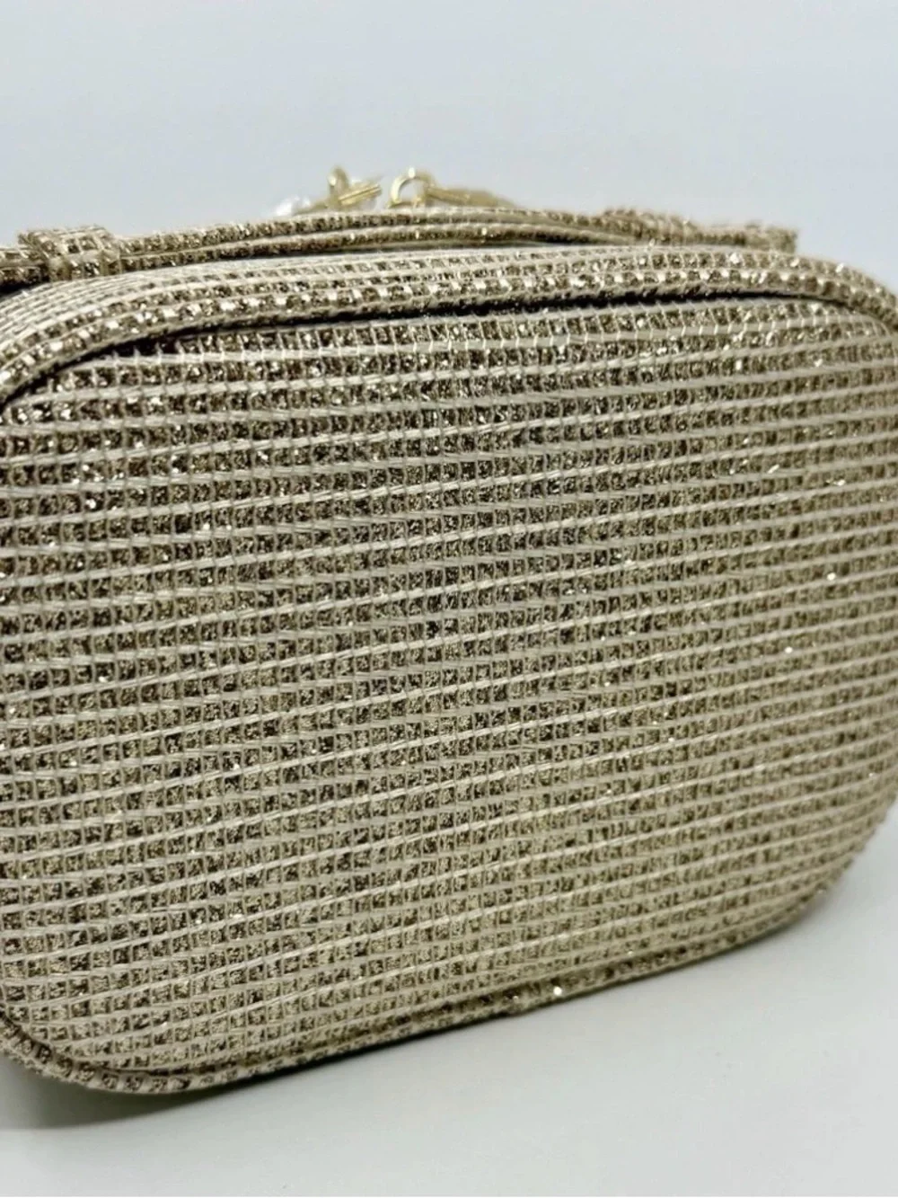 New in Box Dior GWP Gold Metallic Woven Top-Handle Cosmetic Bag Holiday 2025